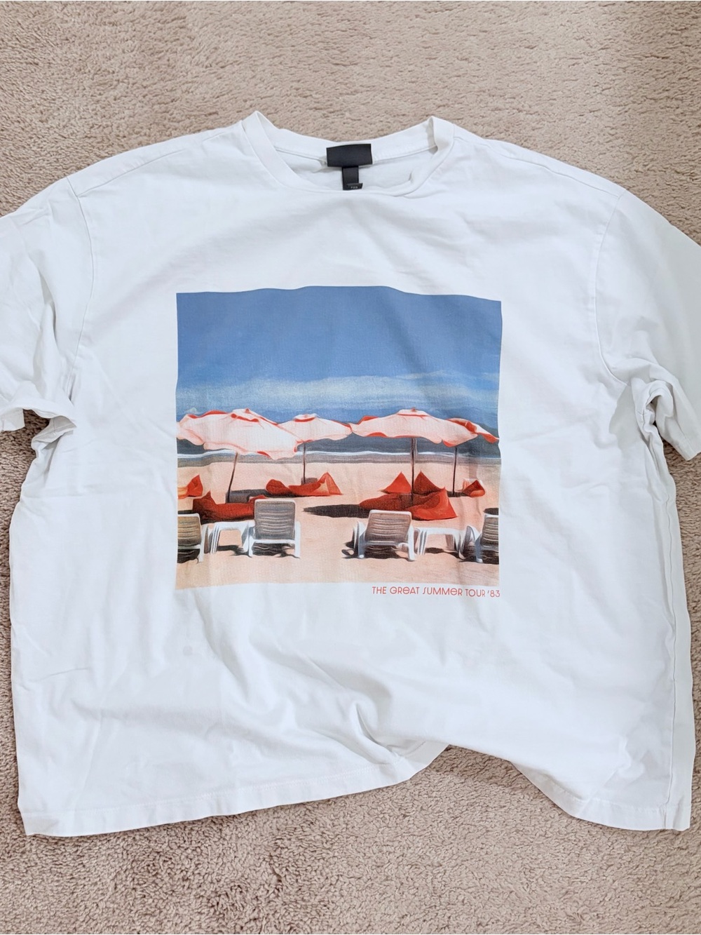 H&M White Tee with Blue Sky and Red Beach The Great Summer Tour ‘83 XL - 090
